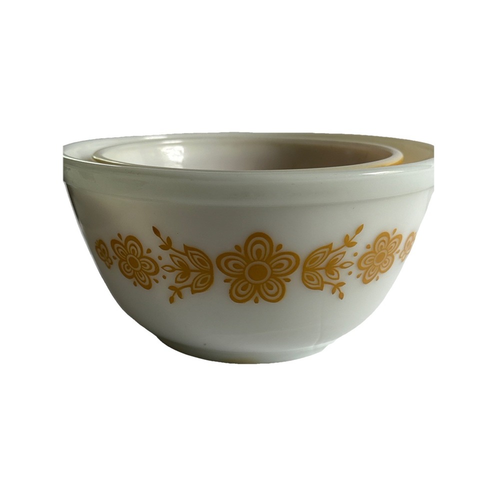 Vintage Pyrex Butterfly Gold 401 402 Nesting Mixing Bowl Set White Milk Glass